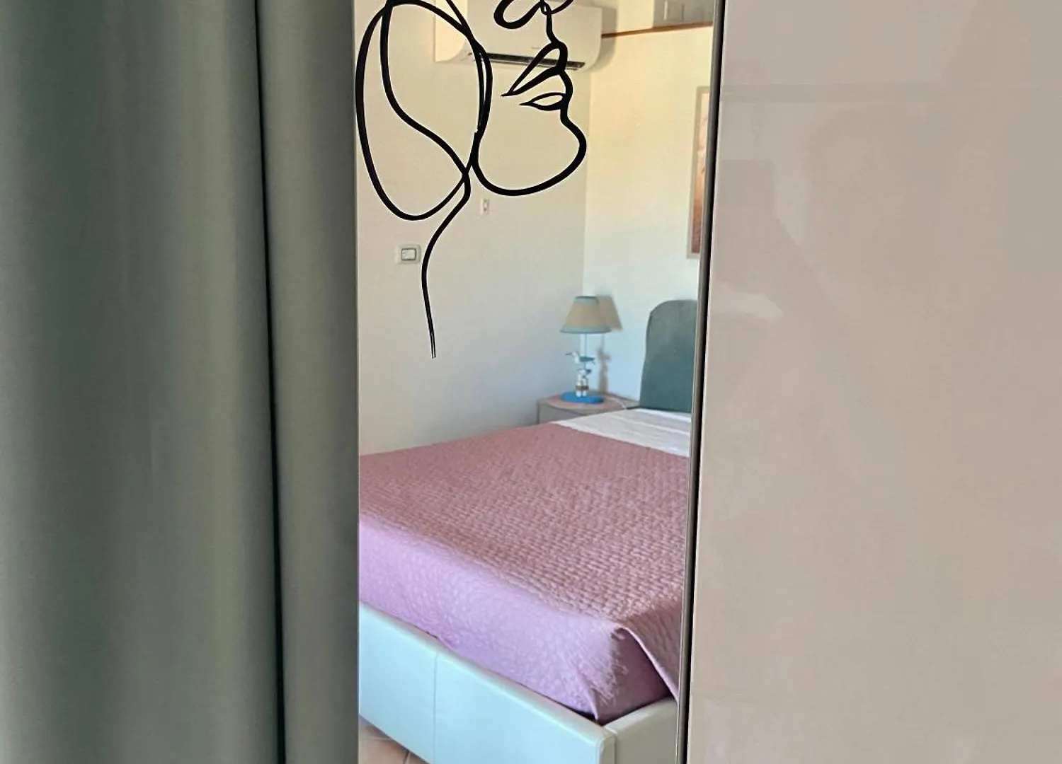 Lägenhet Casa Vacanza Suite Violet Torre dei Corsari